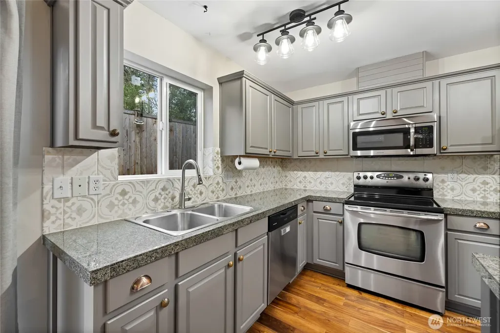 24114 SE 281st Street Maple Valley WA 98038