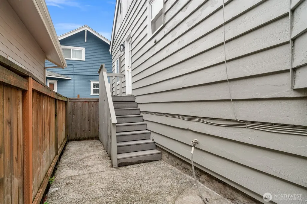 921 N 50th Street Seattle WA 98103