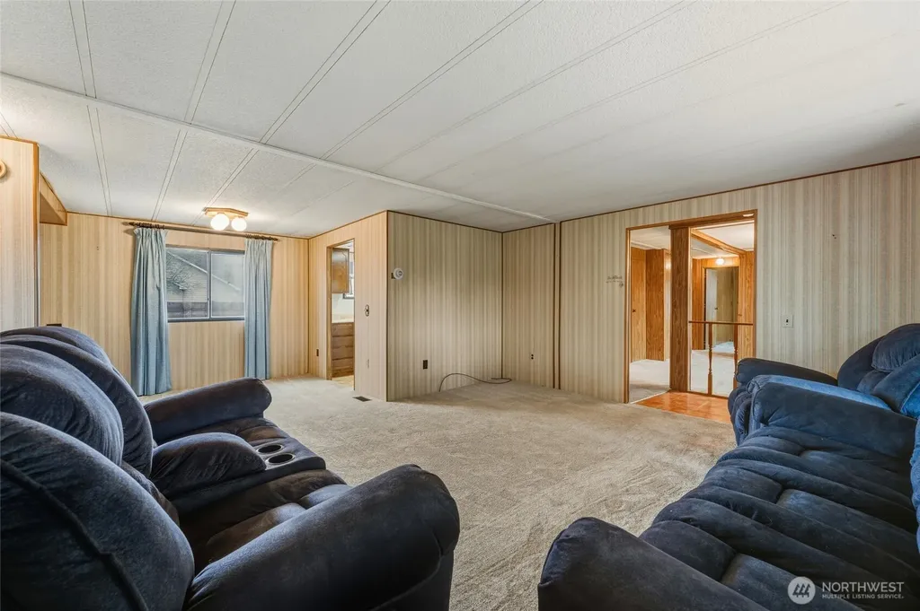 806 SE Mockingbird Drive College Place WA 99324