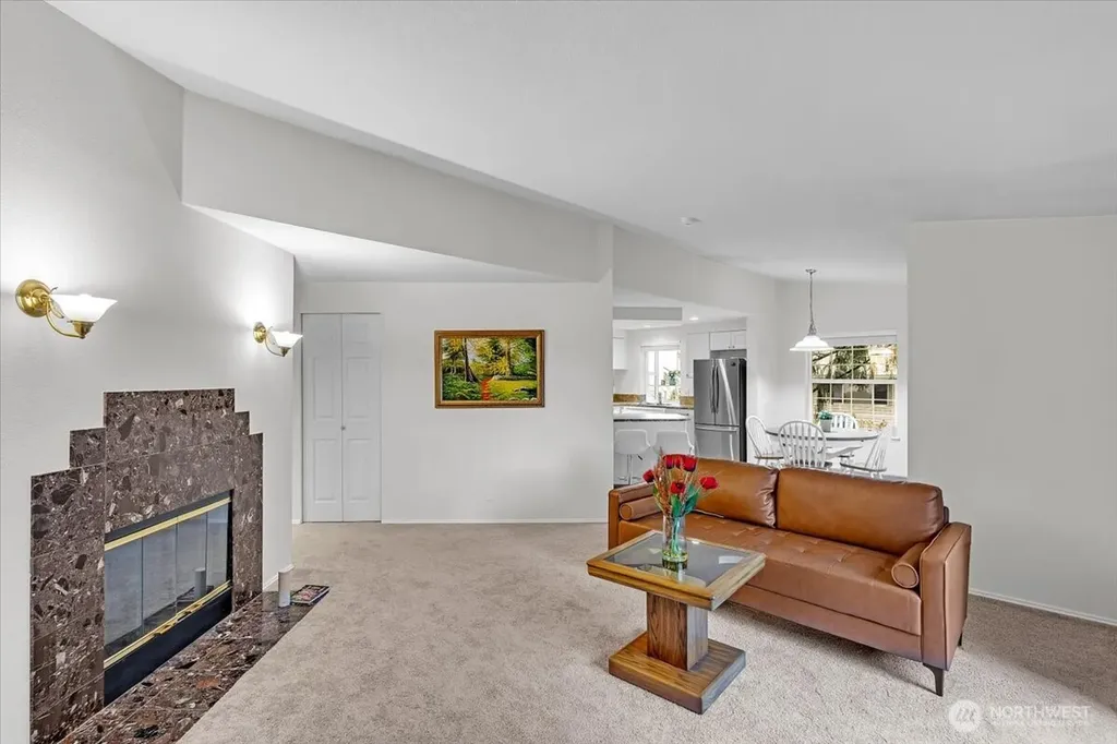 8653 Avondale Rd NE Redmond WA 98052