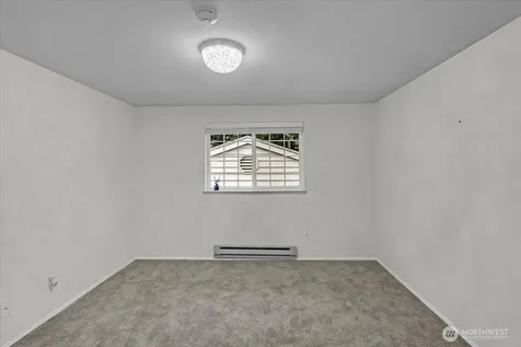 8653 Avondale Rd NE Redmond WA 98052