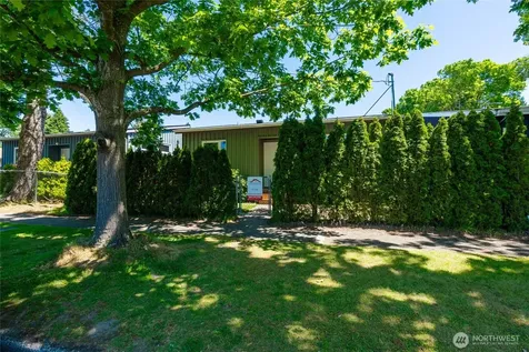 9452 25th Avenue SW Seattle WA 98106