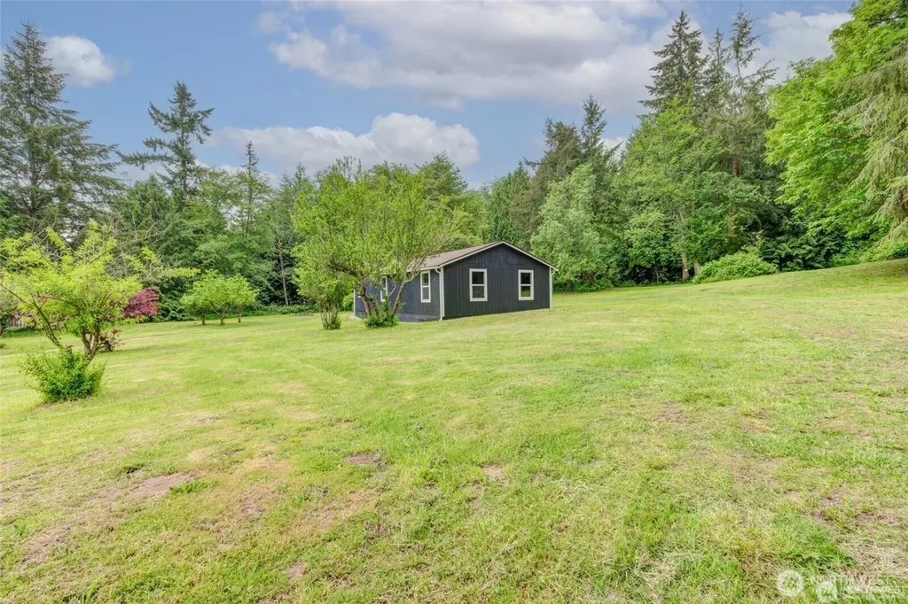 2748 El Camano Street Camano Island WA 98282