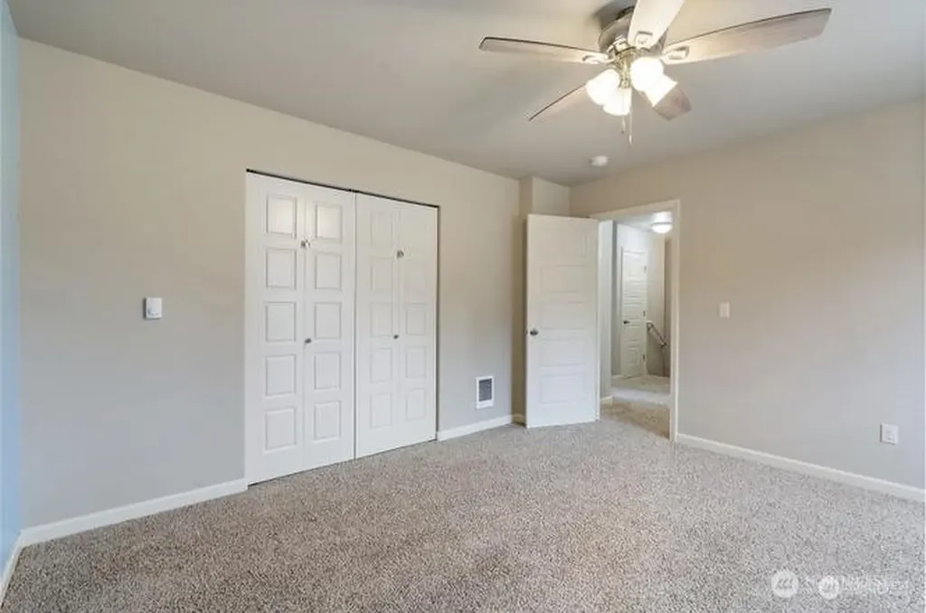 683 SE Olga Circle Port Orchard WA 98366
