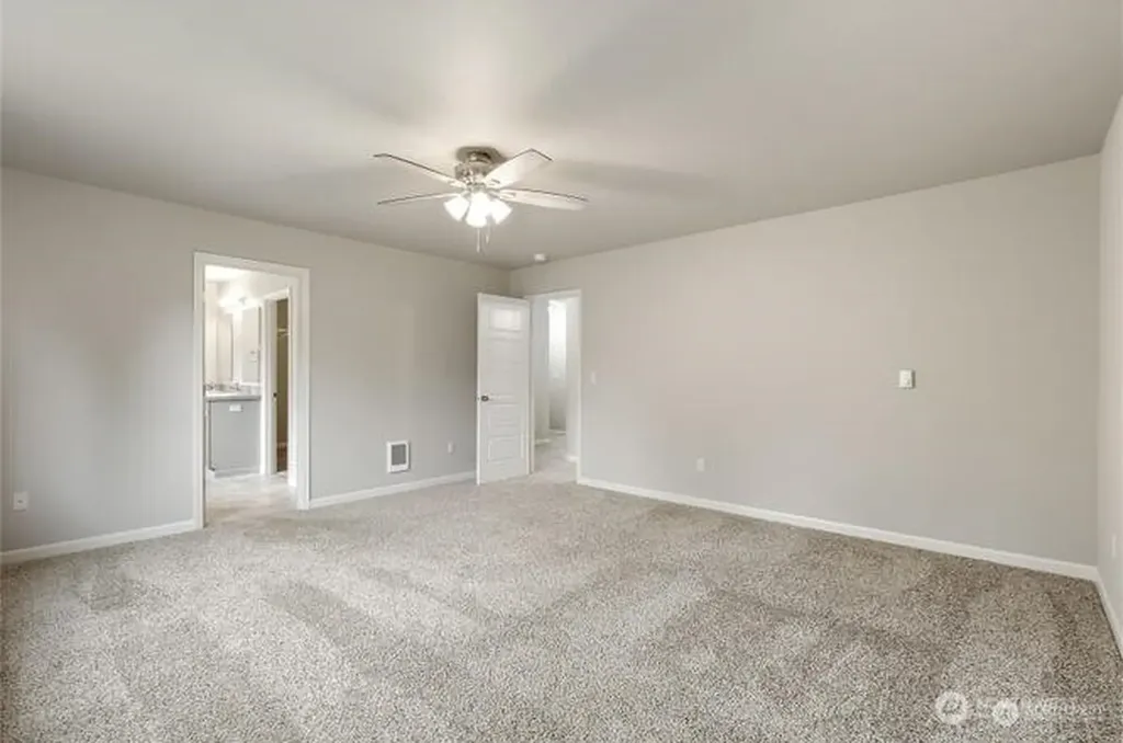683 SE Olga Circle Port Orchard WA 98366