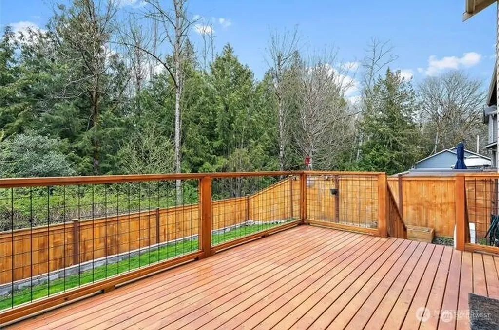 683 SE Olga Circle Port Orchard WA 98366