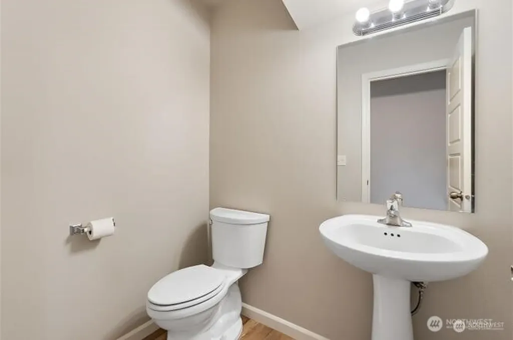 683 SE Olga Circle Port Orchard WA 98366