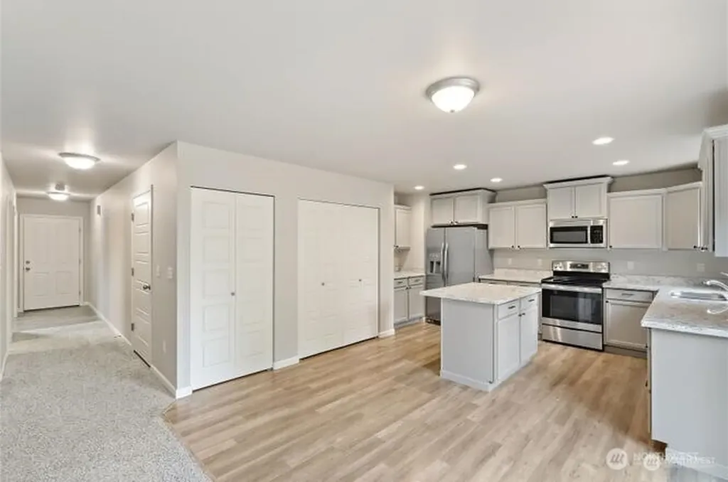 683 SE Olga Circle Port Orchard WA 98366