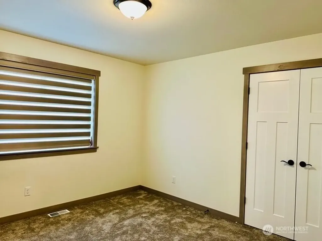 519 7th Avenue NW Napavine WA 98532