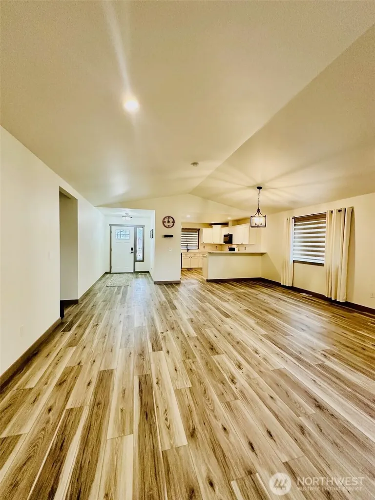 519 7th Avenue NW Napavine WA 98532