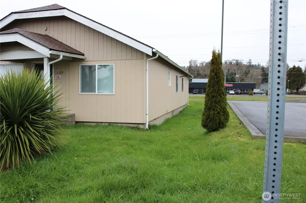 1420 Simpson Avenue Aberdeen WA 98520