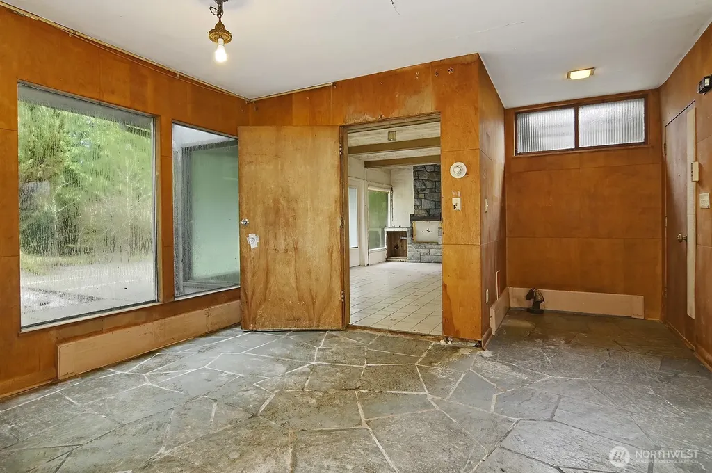 700 Reiten Road Kent WA 98030