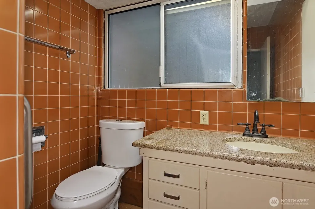 700 Reiten Road Kent WA 98030