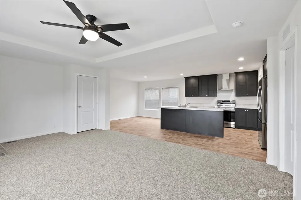 591 N Lees Creek Port Angeles WA 98362