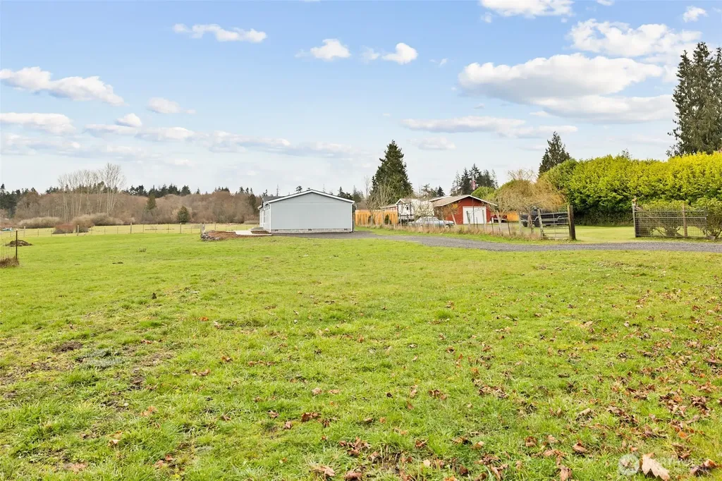 591 N Lees Creek Port Angeles WA 98362