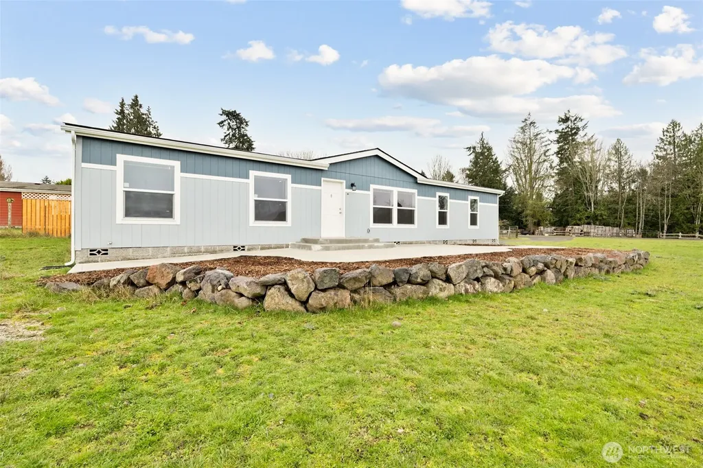591 N Lees Creek Port Angeles WA 98362