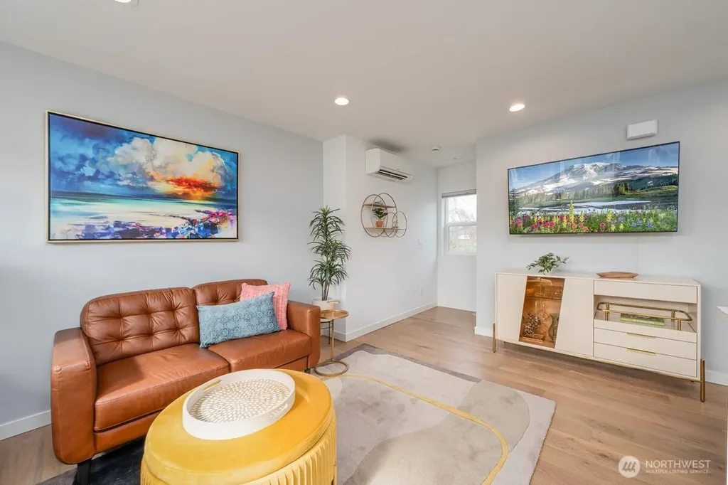 3015 61st Avenue SW Seattle WA 98116