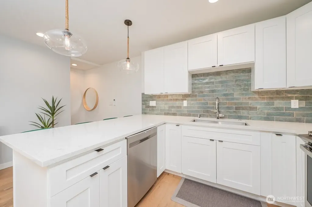 3015 61st Avenue SW Seattle WA 98116
