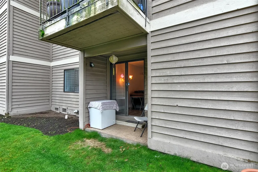 20131 61st Place W Lynnwood WA 98036