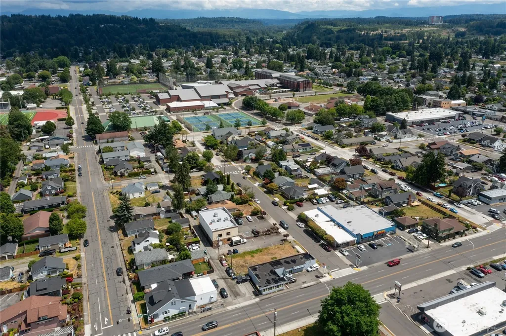 3073 3rd Street NE Auburn WA 98002