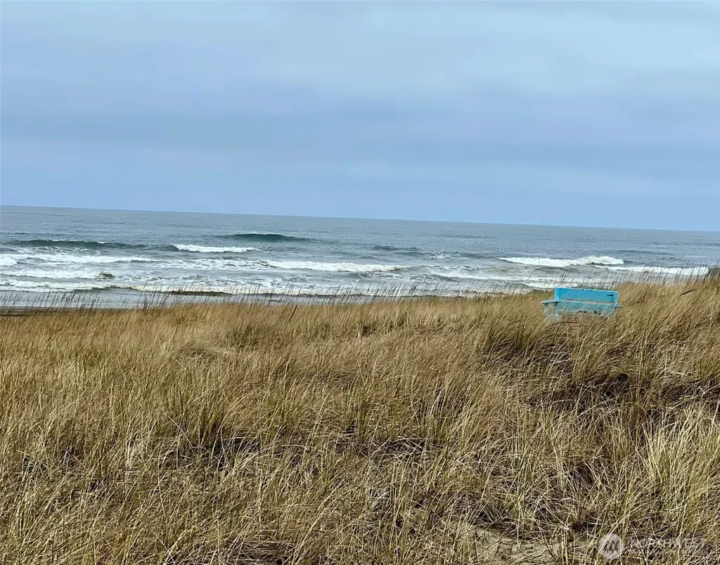 1301 178th Place W Long Beach WA 98631