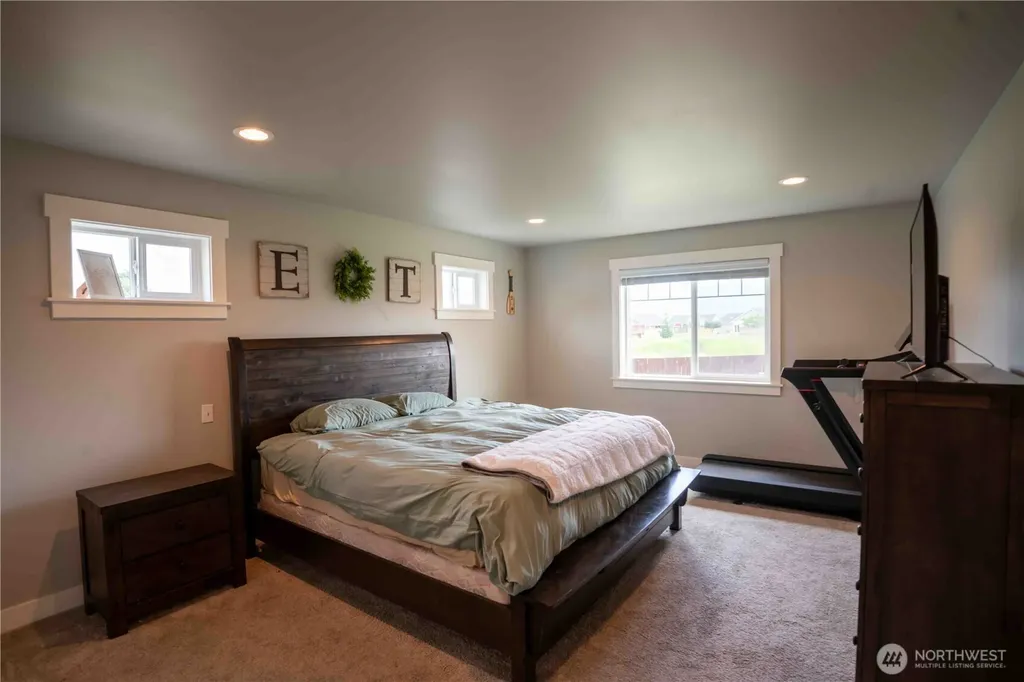 413 Cornerstone Drive Sumas WA 98295
