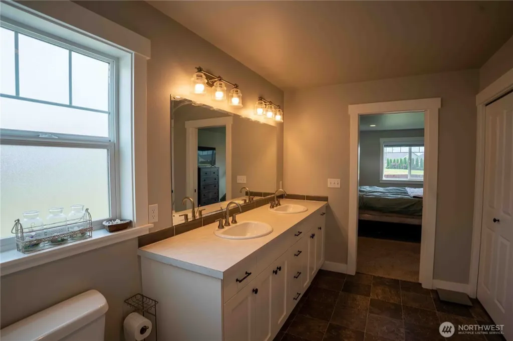 413 Cornerstone Drive Sumas WA 98295