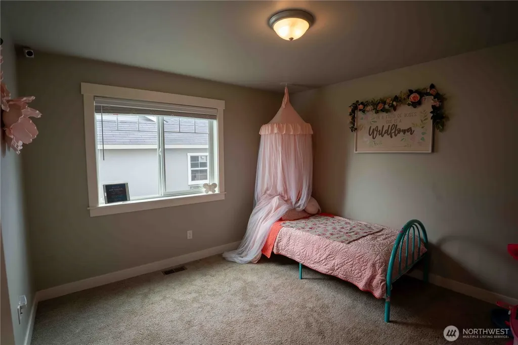 413 Cornerstone Drive Sumas WA 98295