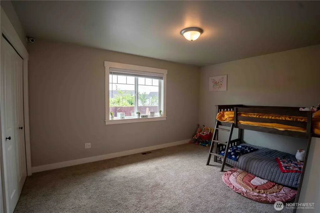 413 Cornerstone Drive Sumas WA 98295