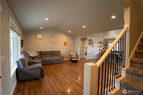 413 Cornerstone Drive Sumas WA 98295