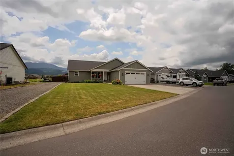 413 Cornerstone Drive Sumas WA 98295