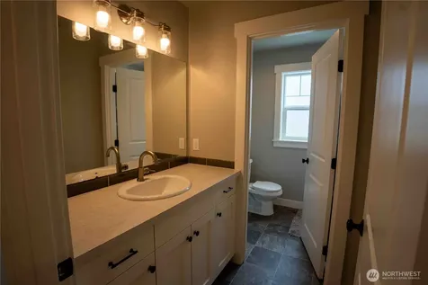413 Cornerstone Drive Sumas WA 98295