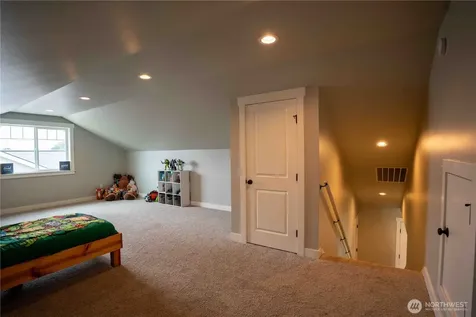 413 Cornerstone Drive Sumas WA 98295