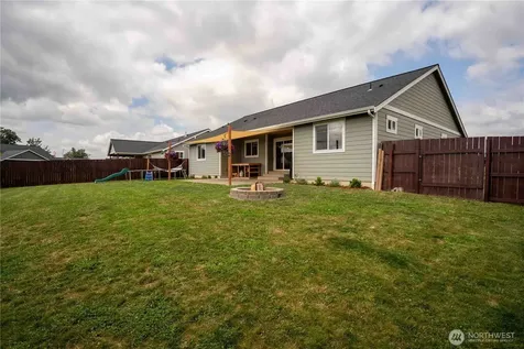 413 Cornerstone Drive Sumas WA 98295