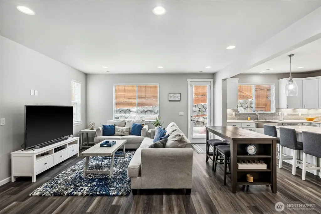 9844 Prospect Place Gig Harbor WA 98332