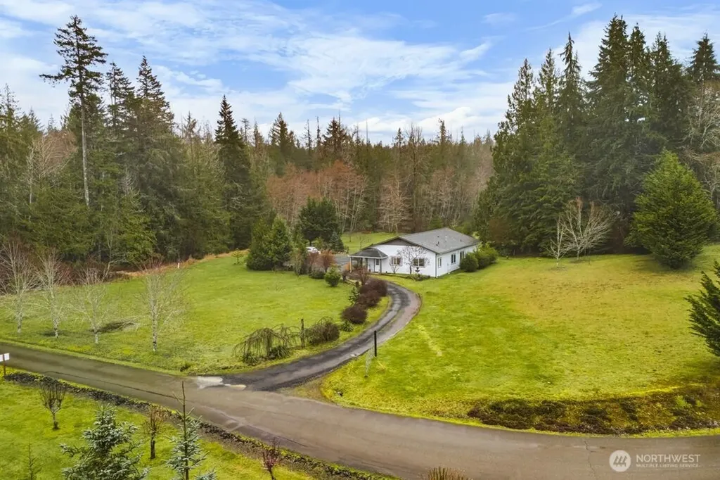 41 W Pyramid Court Shelton WA 98584