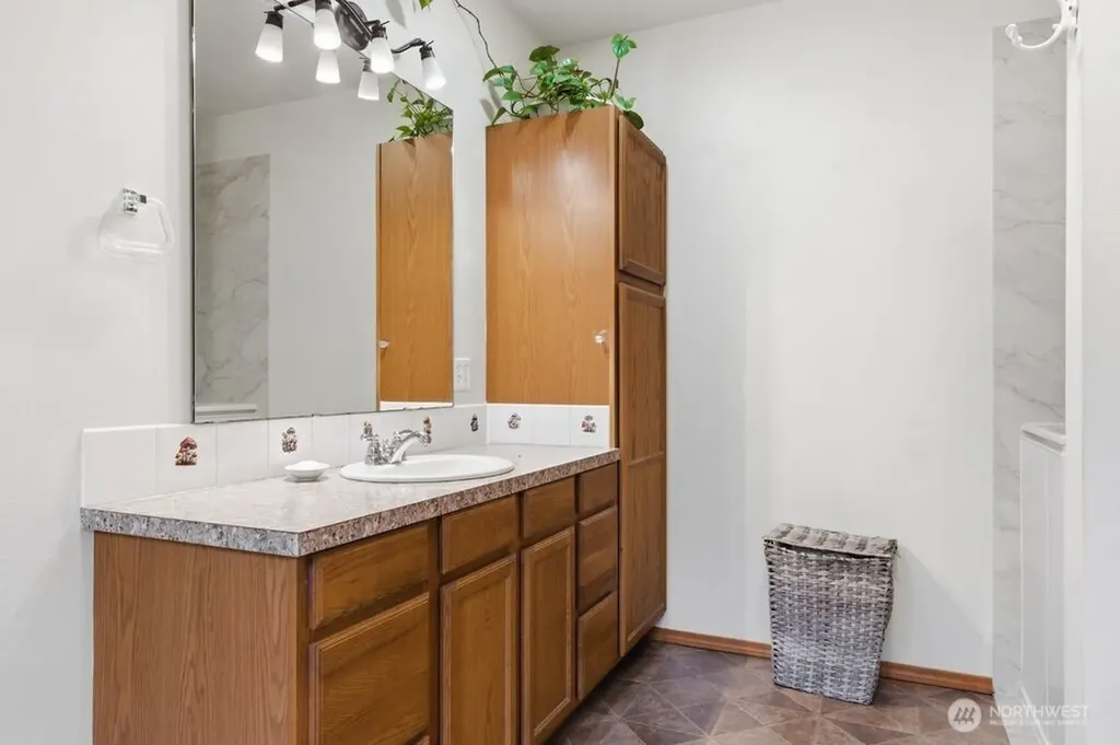 41 W Pyramid Court Shelton WA 98584