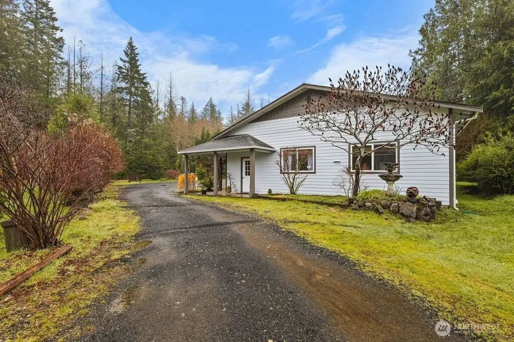 41 W Pyramid Court Shelton WA 98584
