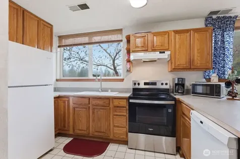 41 W Pyramid Court Shelton WA 98584