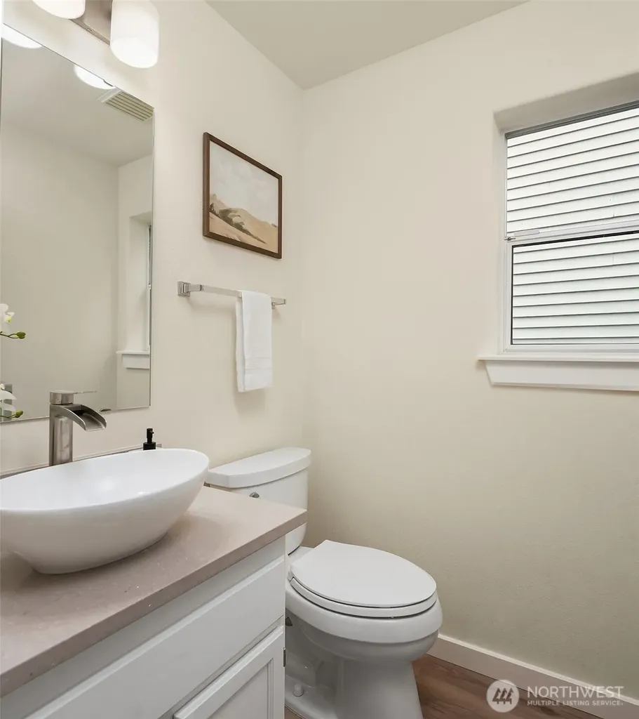 11203 SE 237th Place Kent WA 98031