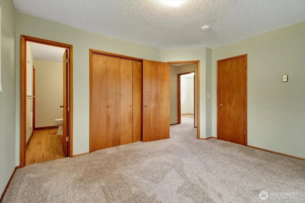 21620 88th Drive NE Arlington WA 98223