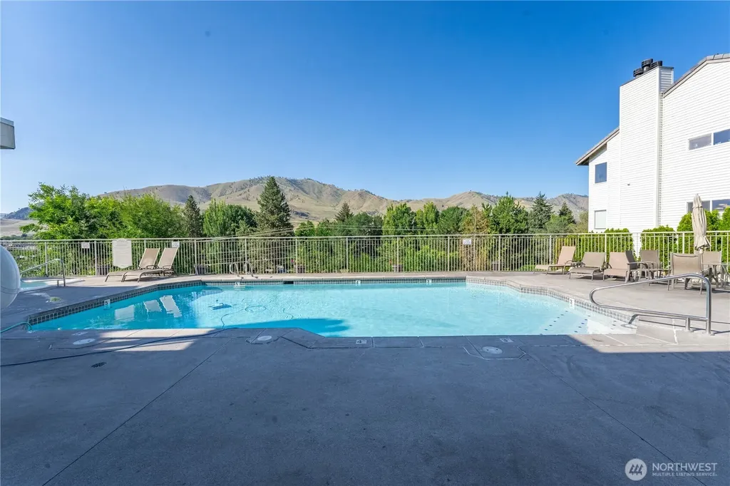 808 W Manson Road Chelan WA 98816