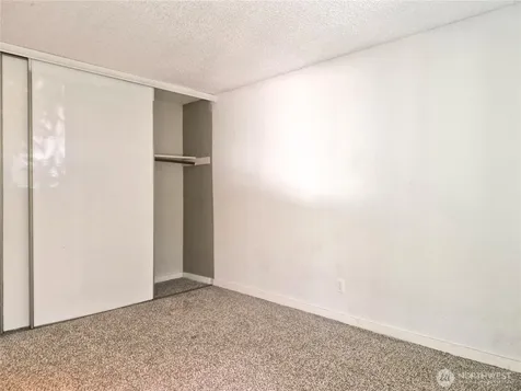 33035 18th Place S Federal Way WA 98003