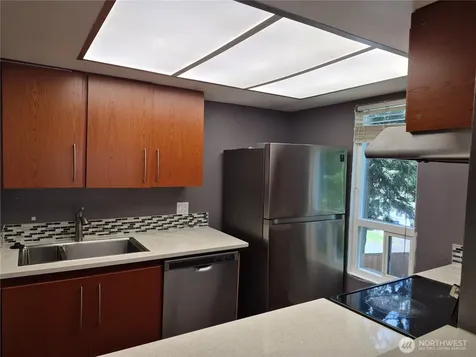 33035 18th Place S Federal Way WA 98003