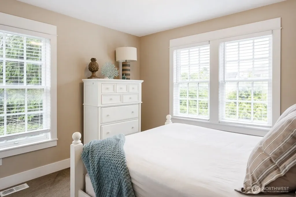 38 Trillium Lane Pacific Beach WA 98571