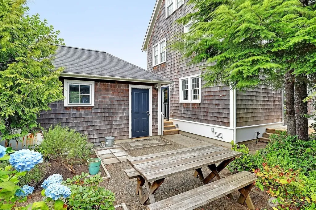 38 Trillium Lane Pacific Beach WA 98571