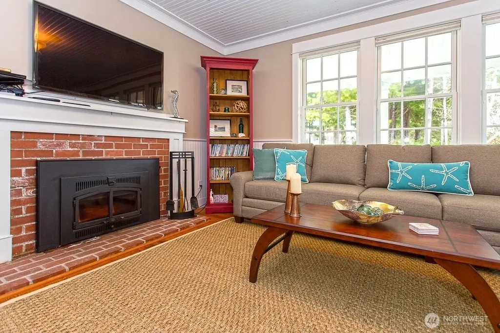 38 Trillium Lane Pacific Beach WA 98571