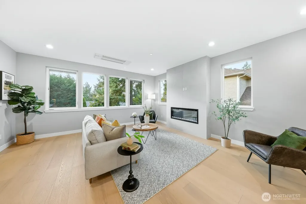 11217 NE 95th Street Kirkland WA 98033