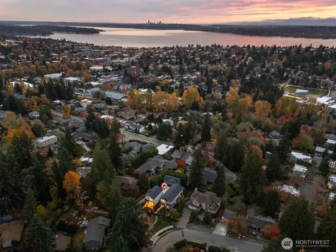 11217 NE 95th Street Kirkland WA 98033