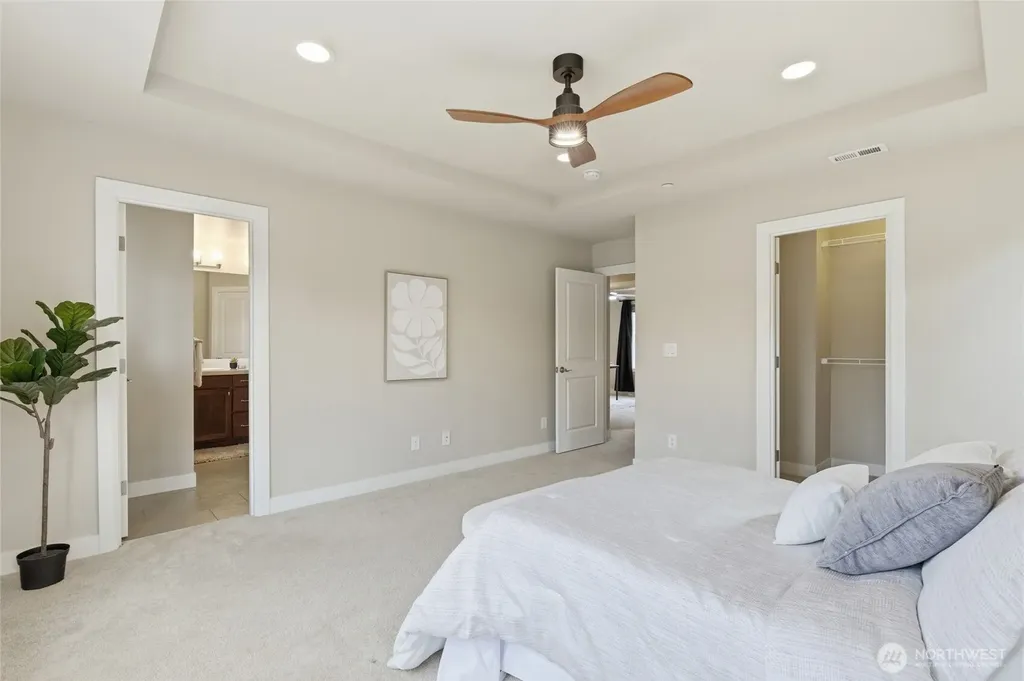 23947 SE 45th Terrace Sammamish WA 98029
